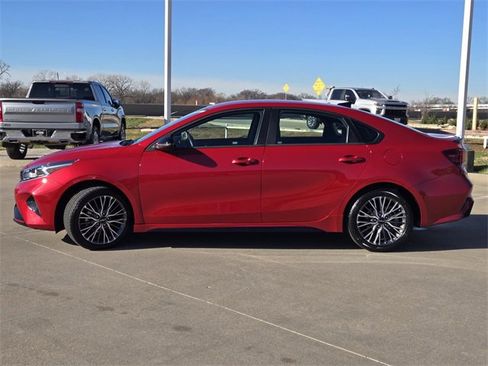 Certified 2024 Kia Forte GT-Line image 3