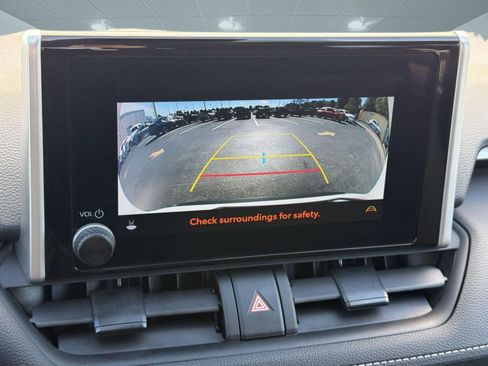 Used 2024 Toyota RAV4 LE FWD image 21