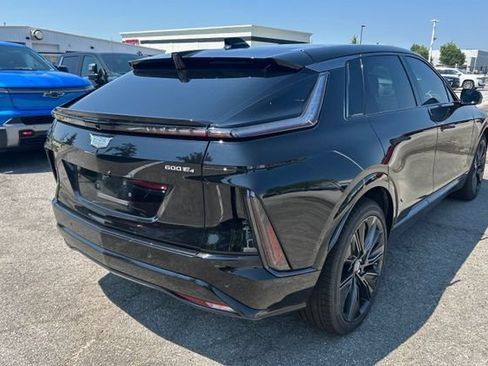 Certified 2024 Cadillac Lyriq Sport w/ LPO, Floor Liner Package AWD/4WD image 4