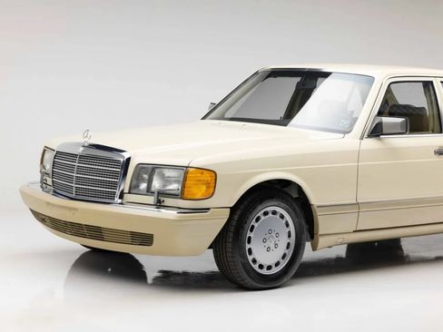 Used 1991 Mercedes-Benz 350 SD image 32