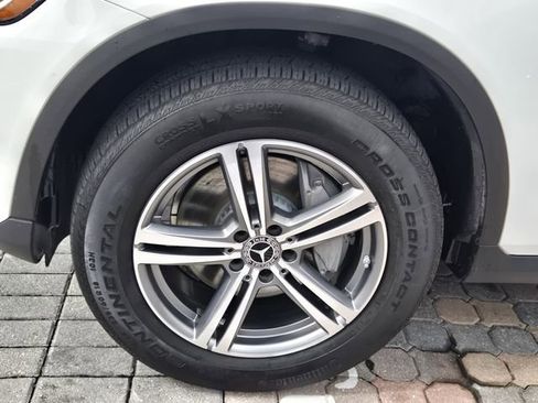 Used 2020 Mercedes-Benz GLC 300 image 10