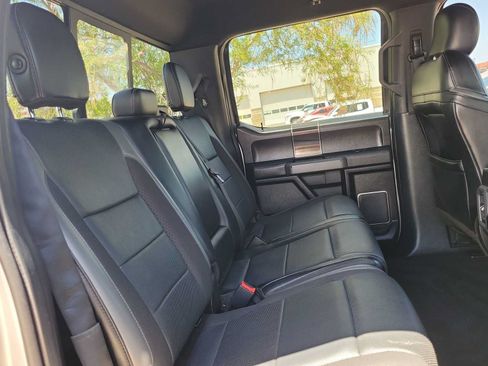 Used 2019 Ford F150 Raptor w/ Equipment Group 802A Luxury AWD/4WD image 17