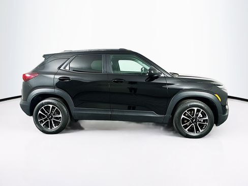 Used 2025 Chevrolet TrailBlazer LT AWD/4WD image 10