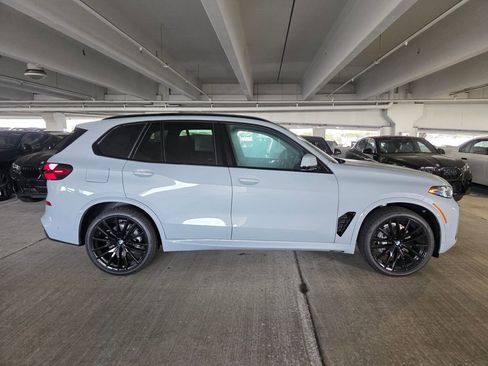 New 2026 BMW X5 sDrive40i RWD image 3
