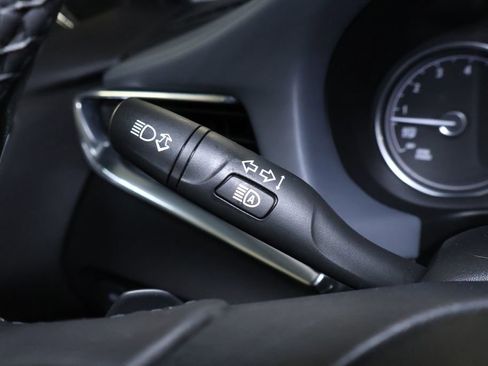 Used 2020 Buick Enclave Premium w/ Sun and Sites Package image 25