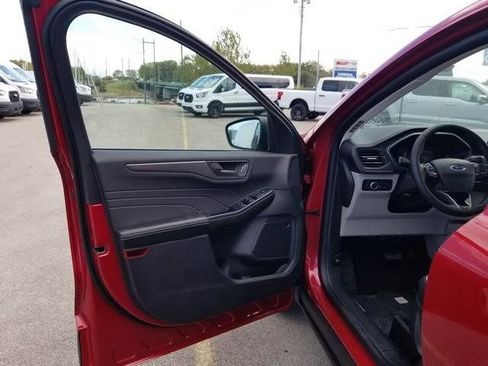 New 2025 Ford Escape Active w/ Cold Weather Package image 13