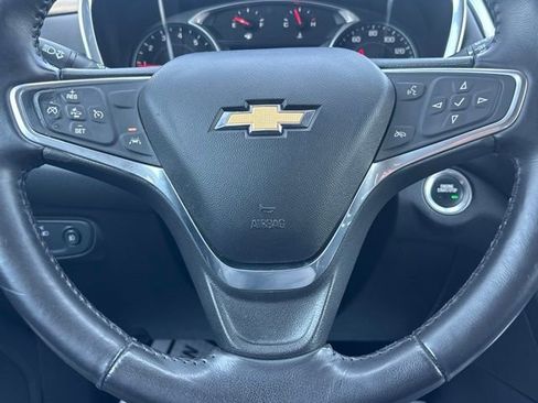 Used 2020 Chevrolet Equinox LT w/ Driver Convenience Package FWD image 17