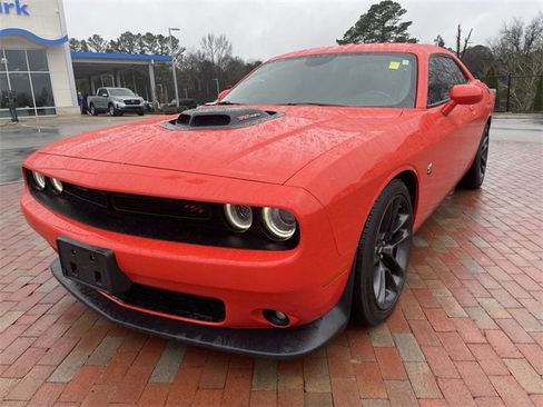 Used 2021 Dodge Challenger R/T Scat Pack w/ Shaker Package image 1