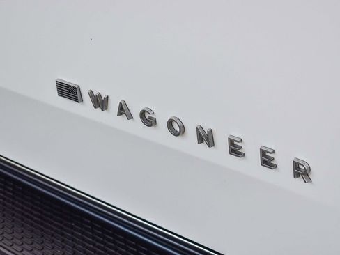 Used 2022 Jeep Wagoneer Series III image 10