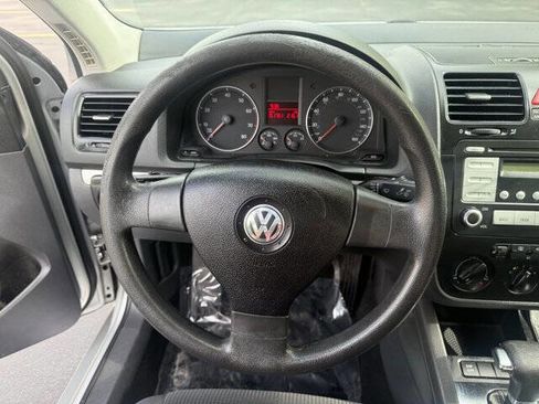 Used 2009 Volkswagen Jetta S FWD image 15