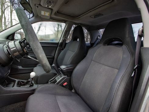 Used 2004 Subaru Impreza WRX WRX image 11