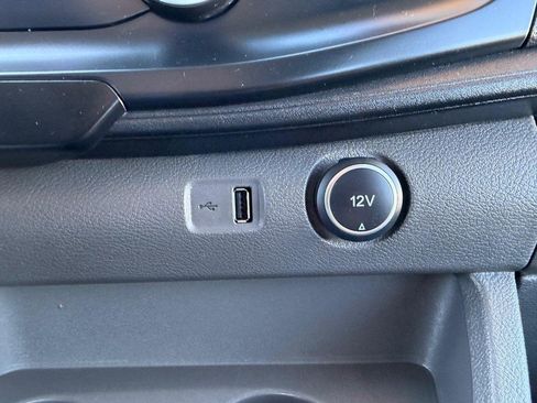 Used 2020 Ford Transit 250 Medium Roof w/ Load Area Protection Package image 45