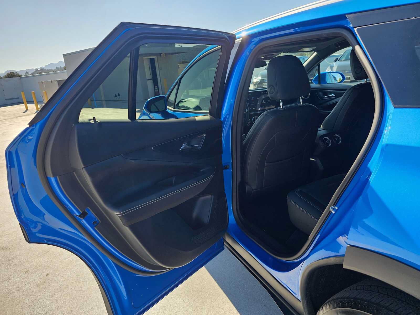 Used 2024 Chevrolet Blazer EV LT AWD/4WD image 15