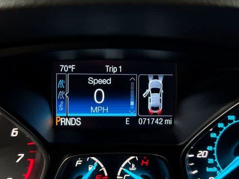 Used 2016 Ford Escape Titanium AWD/4WD image 19