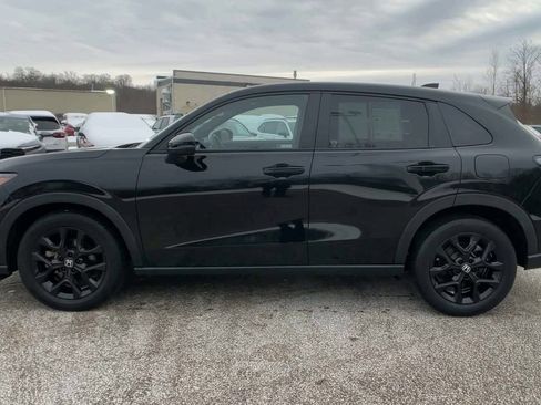 Used 2023 Honda HR-V Sport image 6