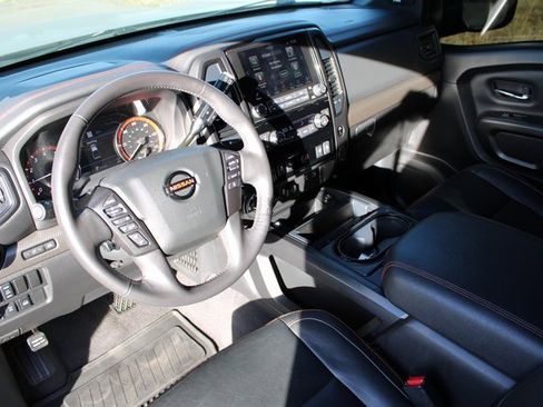 Used 2021 Nissan Titan PRO-4X w/ Pro-4x Convenience Package image 2