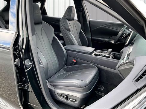 Used 2024 Lexus RX 350 Premium image 29