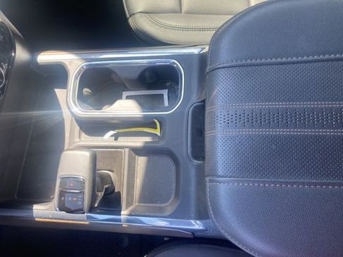 Used 2024 Chevrolet Silverado 1500 High Country w/ Technology Package image 24