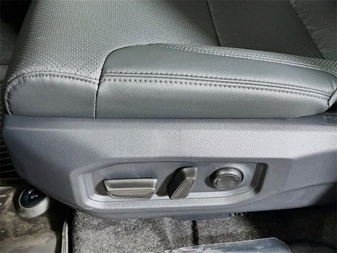 Used 2025 Toyota Tundra Limited image 16