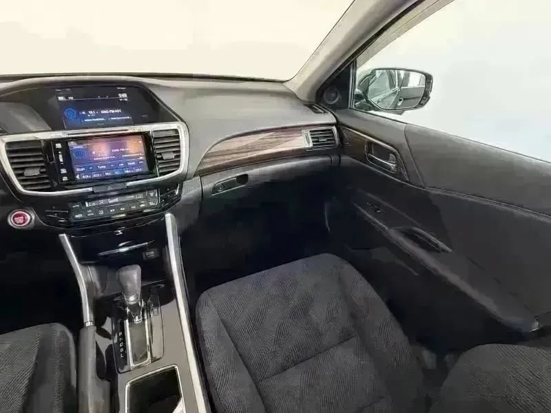 Used 2017 Honda Accord EX image 20