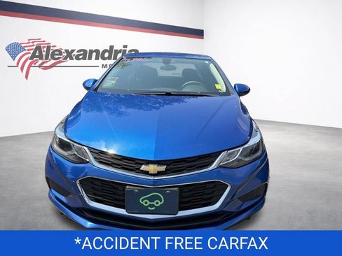 Used 2016 Chevrolet Cruze LT w/ Convenience Package FWD image 2