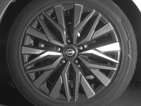 Used 2025 Nissan Altima 2.5 SV image 12