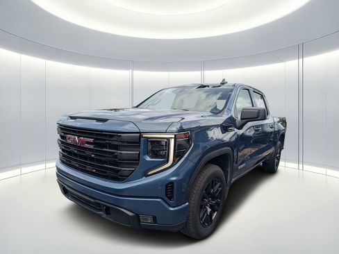 Used 2024 GMC Sierra 1500 Elevation AWD/4WD image 6