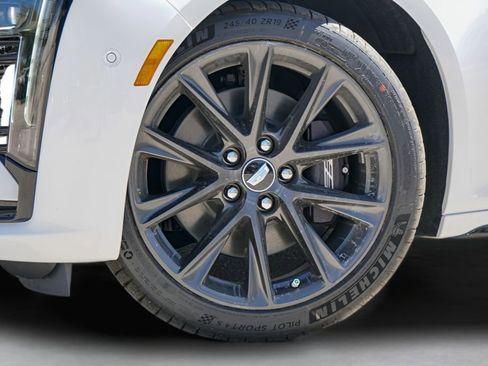 New 2026 Cadillac CT5 V w/ Technology Package AWD/4WD image 2