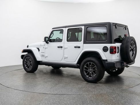 Used 2025 Jeep Wrangler Sport S image 6