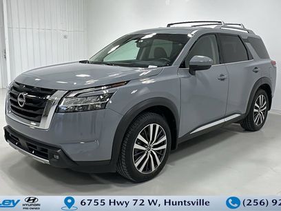 Used 2022 Nissan Pathfinder Platinum w/ Cargo Package