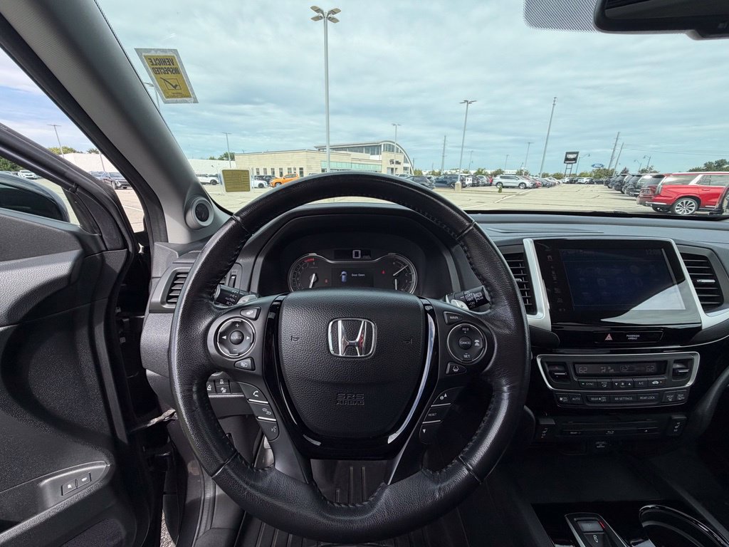 Used 2017 Honda Pilot Touring image 18