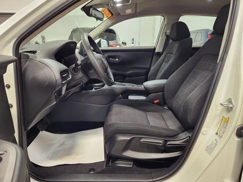 Used 2024 Honda HR-V LX image 11