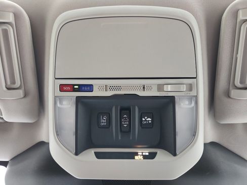 Used 2023 Subaru Forester Sport image 31