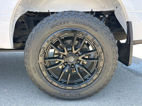 Used 2018 Ford F150 XL w/ Equipment Group 101A Mid AWD/4WD image 14