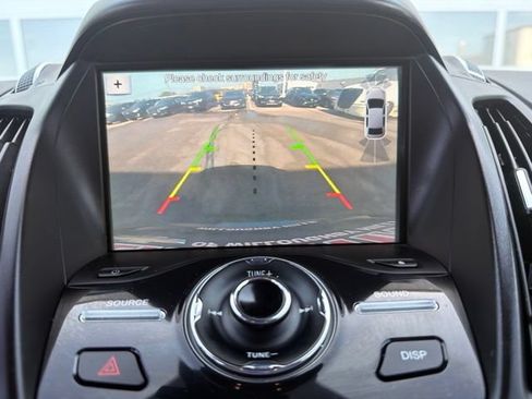 Used 2018 Ford Escape Titanium w/ Ford Safe & Smart Package FWD image 20