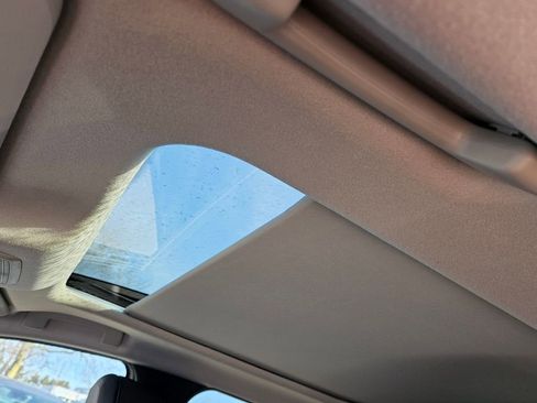 New 2026 Nissan Kicks SR w/ SR Premium Package image 12