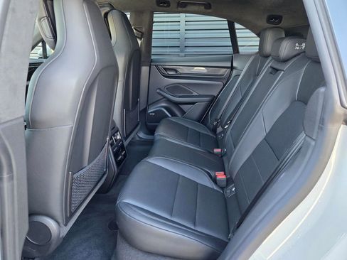 New 2026 Porsche Macan Turbo Electric image 18