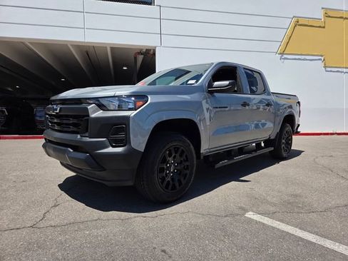 Certified 2025 Chevrolet Colorado W/T w/ WT Custom Package RWD image 2