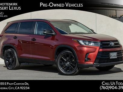 Used 2019 Toyota Highlander SE