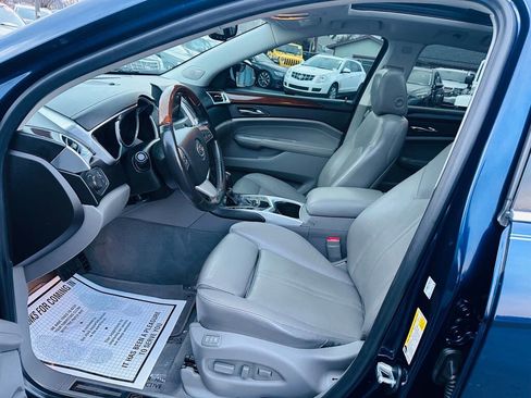 Used 2011 Cadillac SRX Luxury image 19
