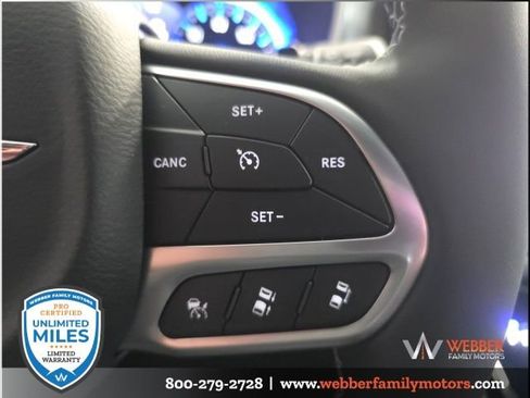 New 2026 Chrysler Pacifica Select image 23