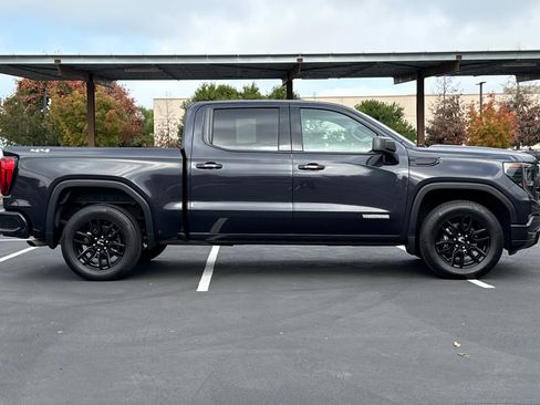 Used 2023 GMC Sierra 1500 Elevation image 3