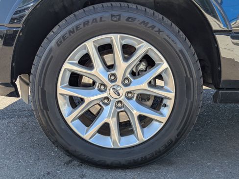 Used 2017 Ford Expedition Limited AWD/4WD image 51