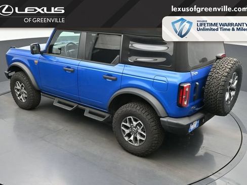 Used 2024 Ford Bronco Badlands AWD/4WD image 48