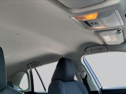 Used 2019 Toyota RAV4 LE w/ Carpet Mat Package FWD image 14