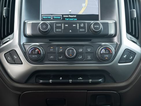 Used 2015 Chevrolet Silverado 1500 LTZ AWD/4WD image 27