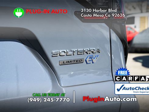 Used 2024 Subaru Solterra Limited image 5