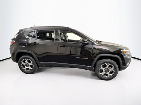 Used 2022 Jeep Compass Trailhawk AWD/4WD image 4