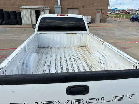 Used 2006 Chevrolet Silverado 1500 W/T image 7