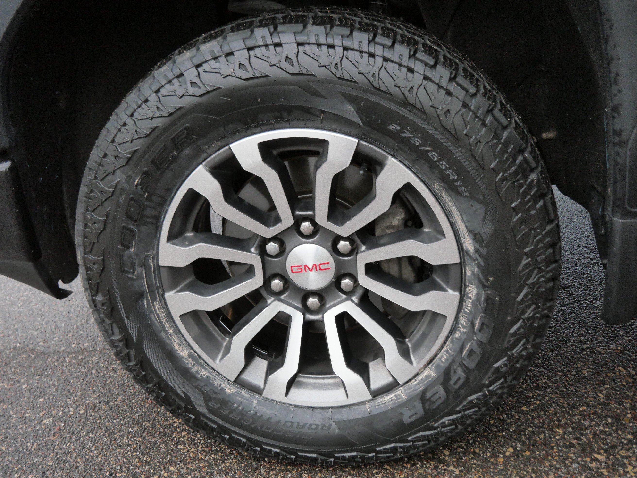 Used 2021 GMC Sierra 1500 AT4 w/ AT4 Premium Package AWD/4WD image 15